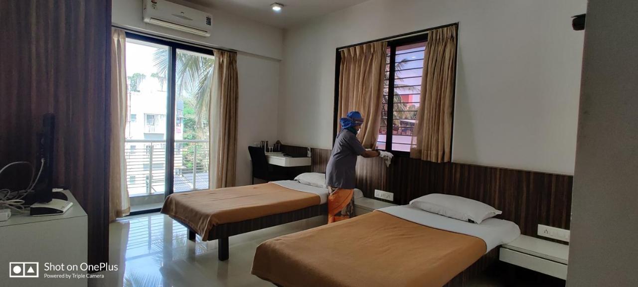 Aashiyana Inn Nashik Bagian luar foto