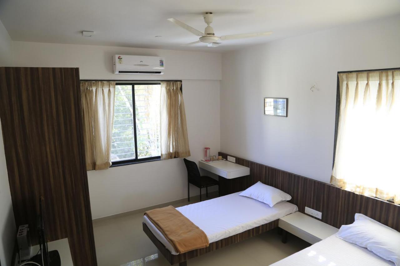 Aashiyana Inn Nashik Bagian luar foto